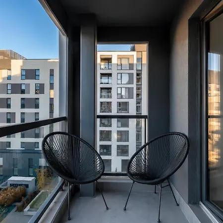 Appartamento W-balcony, Washer, Fast Wifi & Self Check-in I Cohost