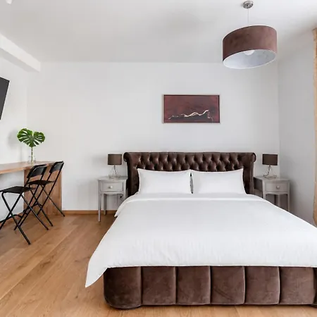 W-balcony, Washer, Fast Wifi & Self Check-in I Cohost Vilnius