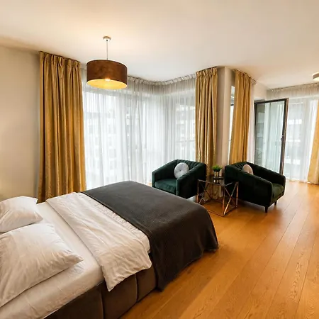 W-balcony, Washer, Fast Wifi & Self Check-in I Cohost Appartamento Vilnius