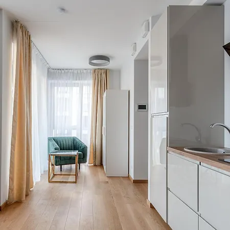 W-balcony, Washer, Fast Wifi & Self Check-in I Cohost Vilnius