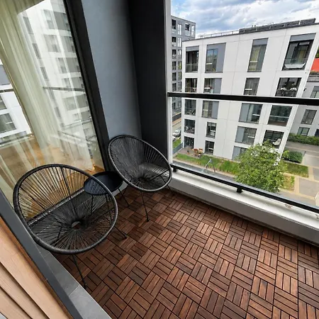 W-balcony, Washer, Fast Wifi & Self Check-in I Cohost * Vilnius
